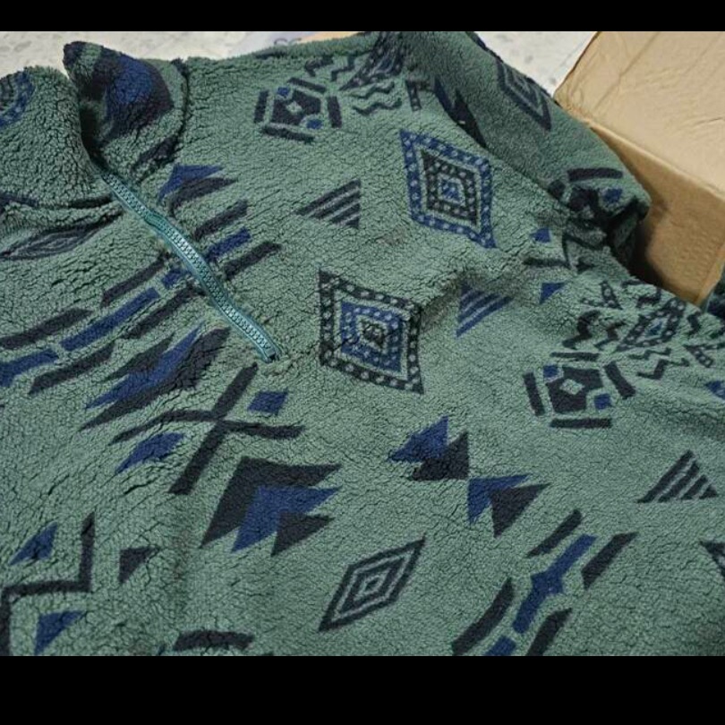 Green Fleece Aztec Pattern Zip Up Sweater L